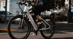 Odkryj najwyższej jakości rowery elektryczne miejskie w IwoBike.pl